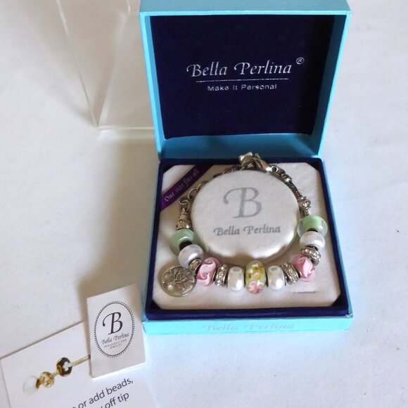 NEW BELLA PERLINA TREE CHARM BEADED RHINESTONE ONE SIZE BRACELET - Picture 1 of 13